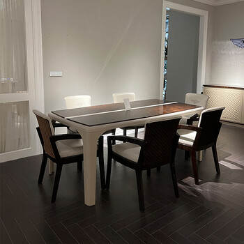 意大利bentley宾利餐桌椅定制2米长餐台饭桌后现代真皮树瘤面奢华别墅