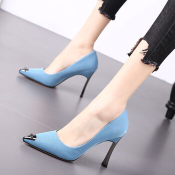 鞋靴>时尚女鞋>女士单鞋>其它女士单鞋>思美境>思美境2023秋冬新款