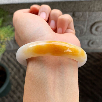 月亮翡翠女士翡翠手镯圈口548宽124厚81mm黄翡正圈高端翡翠玉镯缅甸