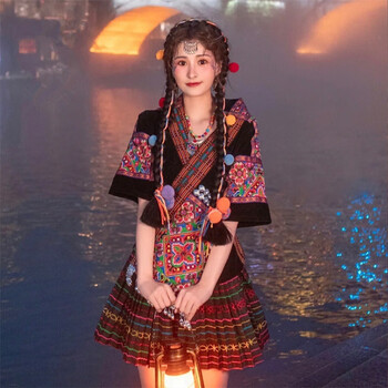 服装贵州云南苗族服装女苗疆少女苗家土家族舞台演出服旅上衣裙子s