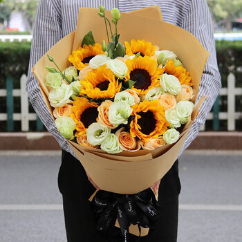 广州向日葵毕业花束同城花都番禺增城从化生日送花店上门7朵向日葵9朵