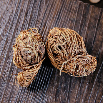 头顶一颗珠  蛇头草 蜂斗菜 延龄草 芋儿七  中药材 100克