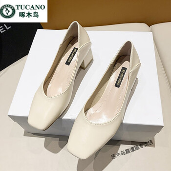 鞋靴>时尚女鞋>女士单鞋>女士乐福鞋/豆豆鞋>啄木鸟>啄木鸟方头浅口单