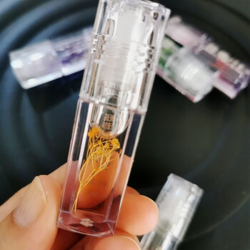 滚珠无色干花润唇油补水防干裂润淡化唇纹唇膏男女滋润唇蜜无色透明