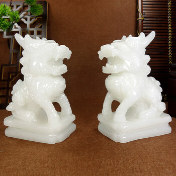 天然玉石麒麟手工雕刻动物招财家居玄关客厅窗台摆件汗白玉新中式 高