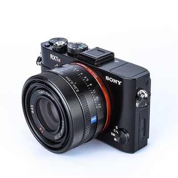 索尼(sony)dsc- 全画幅数码相机rx1rii 索尼全高清黑卡相机 标配