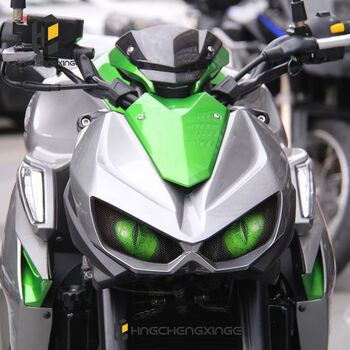 川崎z1000嘉爵n19大蟒蛇1417大灯贴纸机车改装贴膜灯改装装饰膜绿蛇眼