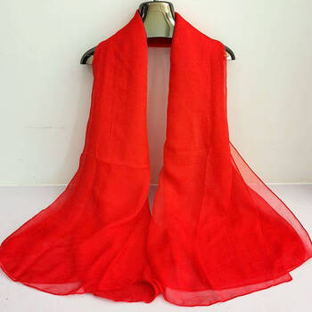 恒源祥季纯色雪纺丝巾女士大红色长款跳舞保暖披肩两用21年秋冬季纱巾