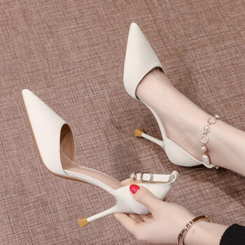 白色高跟鞋一字扣细跟2022法式少女新款尖头百搭浅口气质足姿媚单鞋