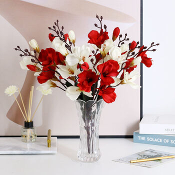 批发玉兰花优雅苏格兰情调仿真花感恩手捧花假花绢花友谊永恒两束玉兰