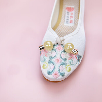 勤郎qinlang绣花鞋布鞋新款春秋夏季国风气质复古舒适汉服鞋中年妈妈