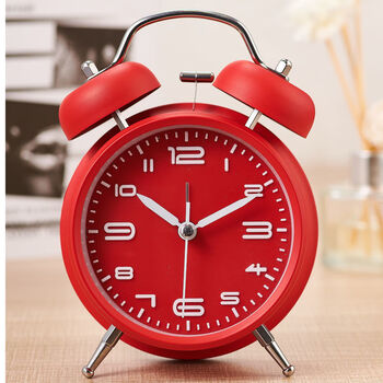 钟学生儿童夜光静音定时钟超大声可充电小闹钟4寸红色凸字夜灯送电池