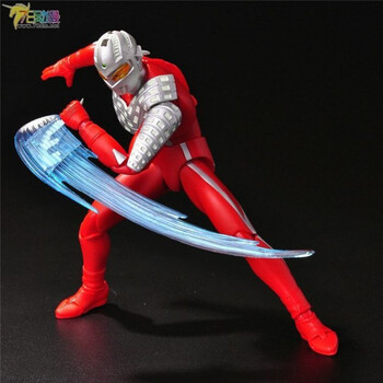 0七星侠赛罗之父可动模 超人赛文加披风19cm14关节可动