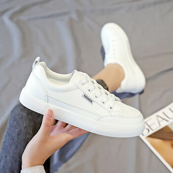 百丽简约百搭平底小白鞋女2022新款夏季鞋子白鞋学生运动休闲板鞋皮料
