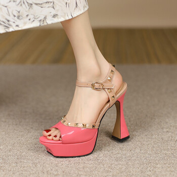 一米路高跟凉鞋女夏季新款牛皮粗跟鱼嘴鞋一字扣带拼色铆钉恨天高女鞋