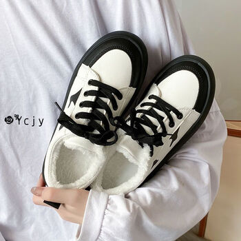 月蔚厚底奶牛学生鞋子女2023年春秋季新款单鞋小众设计冬季加绒板鞋潮