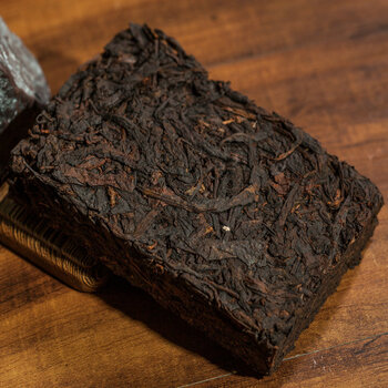 云南普洱茶熟茶砖 干仓老茶 87年62枣香茶砖250克熟茶砖一折促销