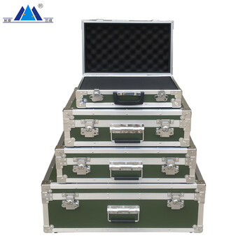 长安三峰 380*260*130mm 手提铝合金箱子  军绿色带锁仪器箱 