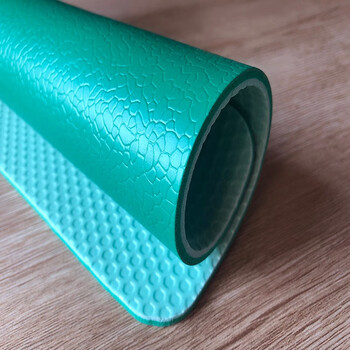 pvc塑胶地板 室内篮球场运动地胶羽毛球场运动地板胶橡胶垫防滑耐磨