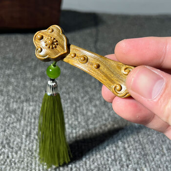 绿檀如意手把件木把件实木把玩工艺品随身文玩平安装饰挂 长7.5厘米