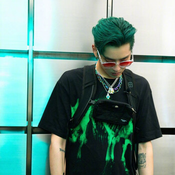 【官方旗舰】蓝黑色染发剂自己在家染发黑色男生染头发的颜色2022流行