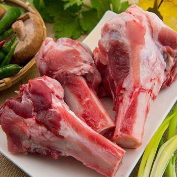 京诗悦猪筒骨大骨头现杀新鲜带肉筒子骨农家散养土猪棒骨猪大骨2000g