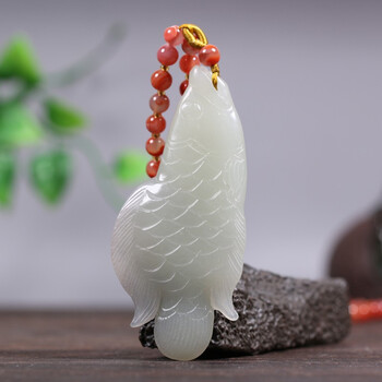 好友新疆和田玉鱼挂件年年有余女款玉石吊坠大师翟学甲28克