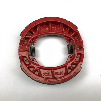 豪爵弯梁摩托车ugud110hj1106a8前后轮刹车皮鼓刹蹄块配件后鼓刹