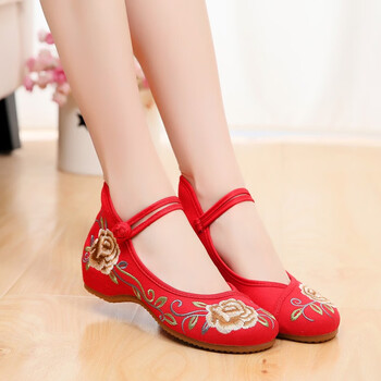 斐特玛跳舞鞋女式广场舞布鞋春秋新款民族风舞蹈鞋女款牛筋底舞蹈女鞋