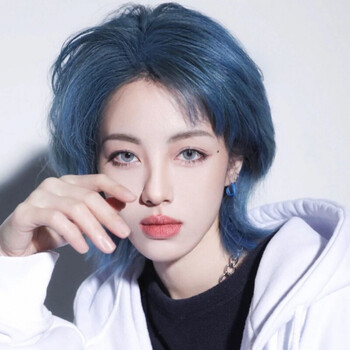 武士头假发男日系帅气中性风鲻鱼头蓬松自然狼尾男女通用发套雾霾蓝