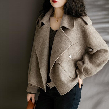 ur短外套女装春秋季新款2023年女士学生小香风毛呢休闲小个子上衣服