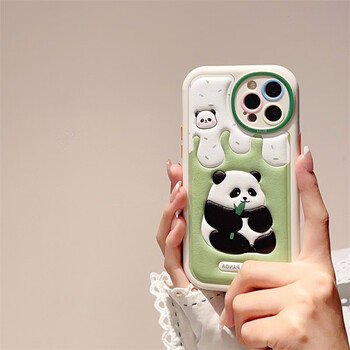 菲柚印压皮革卡通可爱吃竹子熊猫iphone14promax苹果15手机壳13新款12