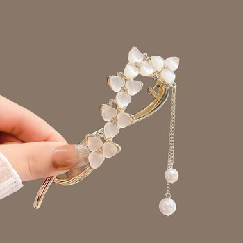 明夫人气质几何流苏一字夹珍珠鲨鱼夹后脑勺抓夹女夏高级感发夹头饰