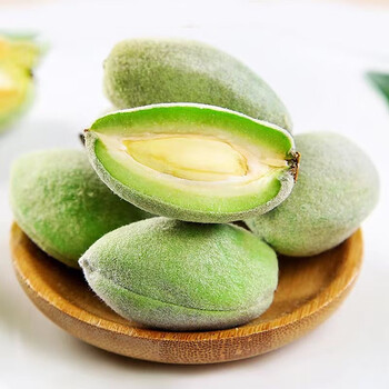 新疆特产新鲜青皮巴旦木 4斤装/箱 孕妇坚果 青皮巴旦木