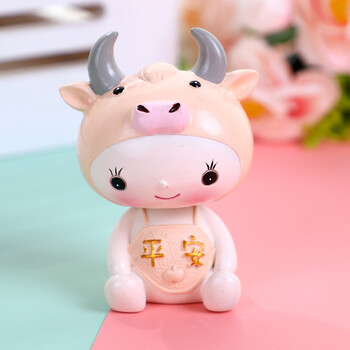 汽车摆件摇头牛发财牛卡通可爱车载中控台动物生肖幸运平安牛摆件 萌