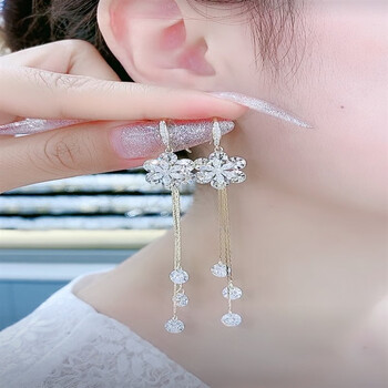 宜炫紫色闪钻花朵流苏耳环年新款潮轻奢长款耳饰显瘦超仙夏白色