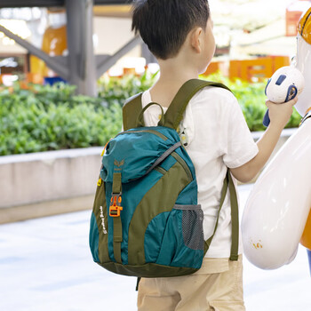 旅行背包男孩户外轻便小双肩包出游女孩超轻小学生春游书包墨绿15升