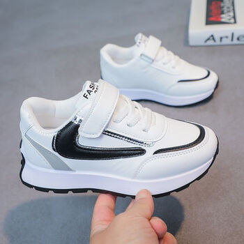 迪士尼儿童运动鞋2023春秋新款小学生皮面休闲跑步鞋软底防滑男童老爹