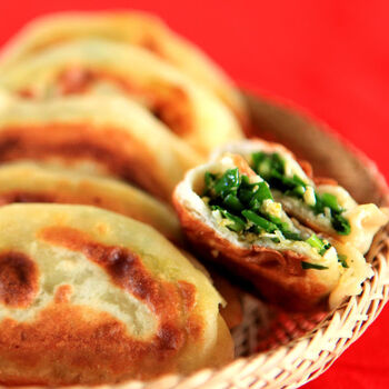 韭菜盒子 东北特色农家纯手工接单现做一斤6个左右 500g/袋  韭菜鸡蛋