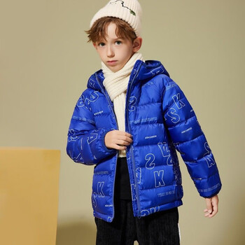 森林与孩子男童羽绒服2022冬新品时尚字母满印休闲儿童轻薄羽绒服蓝色