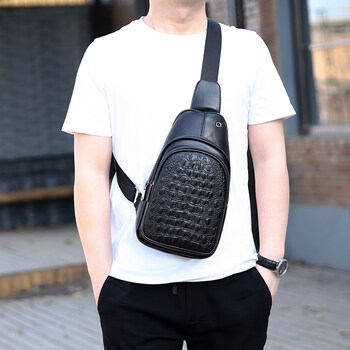 七匹狼旗舰鳄鱼纹胸包男时尚休闲小背包男士单肩斜挎包户外胸前包软皮
