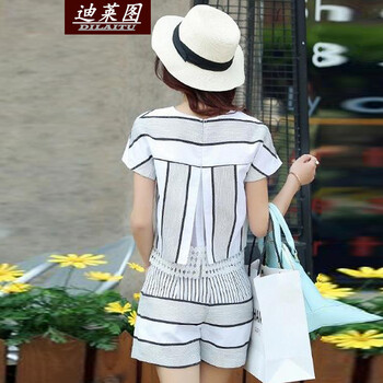 迪莱图2015夏新款时尚套装女夏短裤小香风气质条纹潮休闲套装 透明 XL