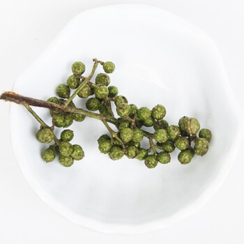 
                                        四川特产 新鲜藤椒 青花椒 保鲜青花椒 藤椒真空冷冻 新货350g                