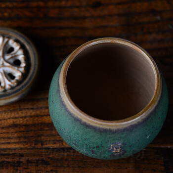 
                                        台湾茶具 林义杰作品 花盖小茶仓 茶叶罐 储茶罐 功夫茶具茶道                