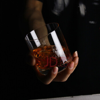 
                                                            
                                                            德国进口肖特圣维莎  无铅水晶洋酒杯 威士忌酒杯 水晶杯子 厚底直身 SCHOTT ZWIESEL 315ML(单只售价)                