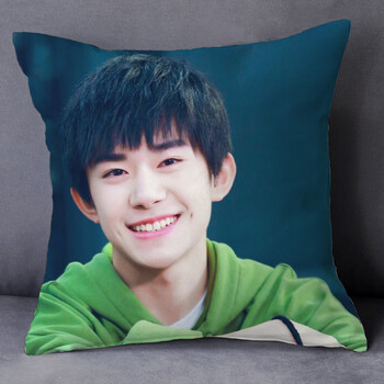 tfboys易烊千玺抱枕周边双面定制同款学生杂志生日礼物我们的时光 易