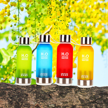 
                                        悠家良品 手提式带茶隔滤网磨砂水杯 创意带盖防漏塑料杯子 运动水壶水瓶450ml 蓝色                