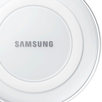
                                        三星（SAMSUNG）S6/S6edge手机 原装环形无线充电器 白色                