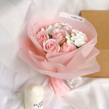 创意11朵手捧花玫瑰香皂花 情人节生日礼物女生闺蜜 毕业礼品精致