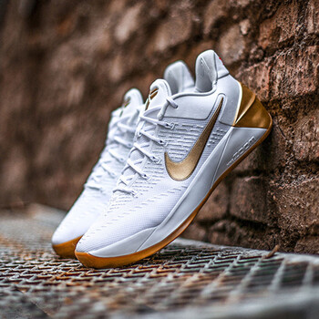 nike kobe 耐克科比ad元年12代zk12男鞋篮球鞋 852427-107 44.